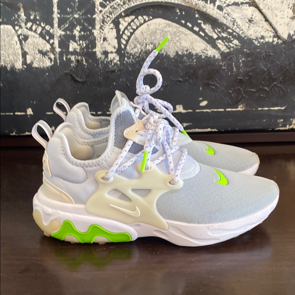 Authentic Nike React Presto *Half Blue* Women’s Size 7.5 Runner